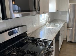 50 Essex St #3, Swampscott, MA 01907