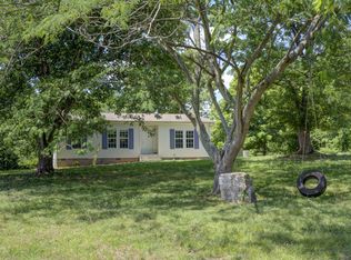 4630 York Landing Rd, Woodlawn, TN 37191