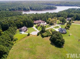 9917 Homestead Lake Dr, Wake Forest, NC 27587