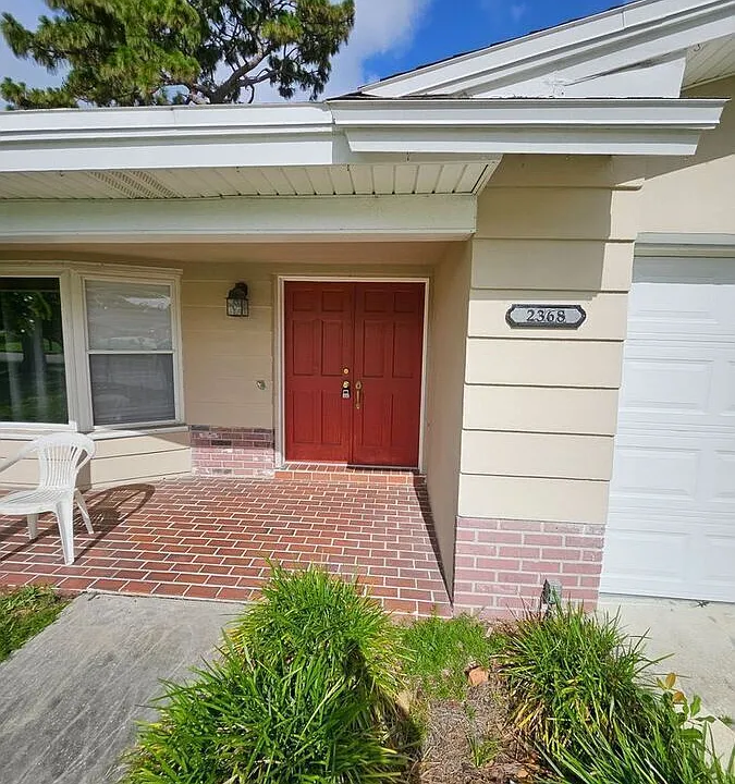 2368 Sarazen Dr