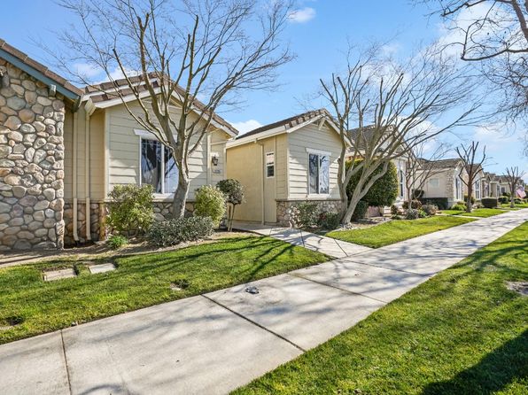 1694 Calhoun Ave, Ripon, CA 95366