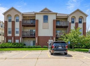 805 Blue Sky Dr UNIT 304, North Liberty, IA 52317