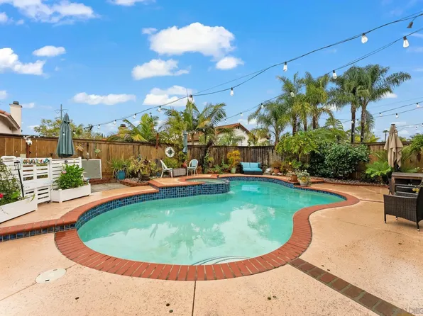 871 Blackwood Rd, Chula Vista, CA 91910