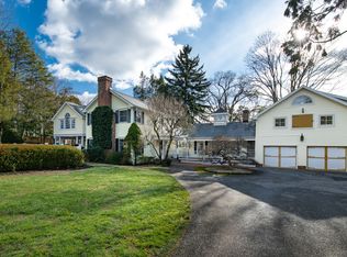 2 White Birch Rd, Pound Ridge, NY 10576