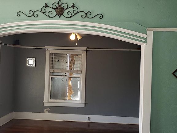 4th image of 1106 Kentucky Ave