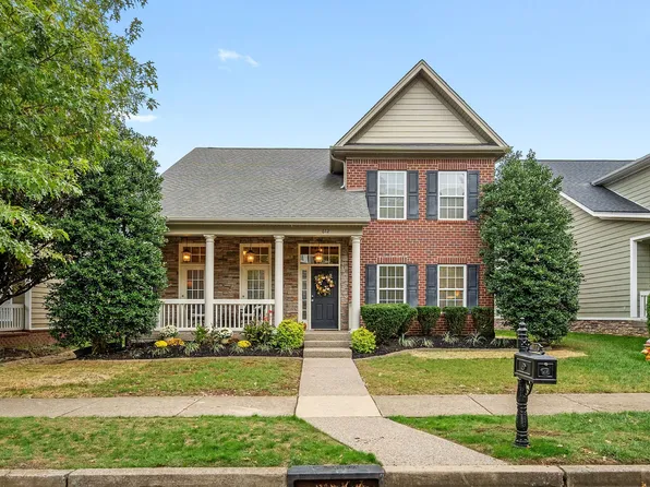 612 Patriot Ln, Franklin, TN 37067