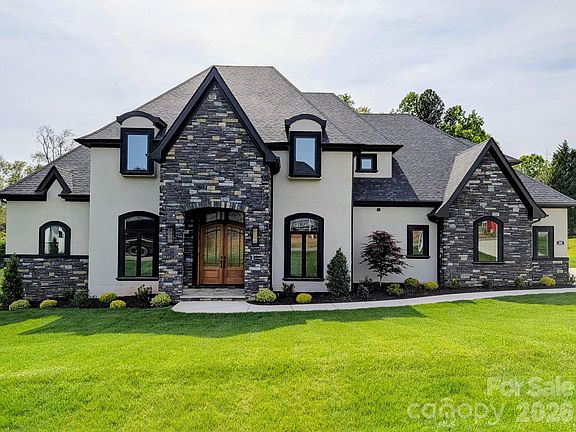 2nd image of 110 Hunts Landing Dr