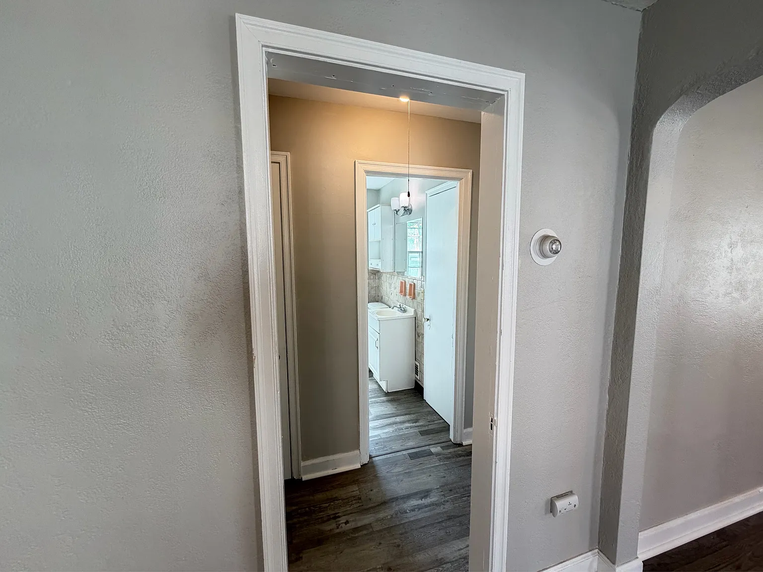 1192 Haeberle Avenue - 1 — Photo 4