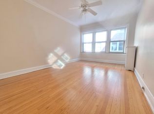 7669 N Sheridan Rd APT 2F, Chicago, IL 60626