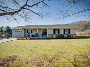 17374 Ashley Hill Cir, Abingdon, VA 24211