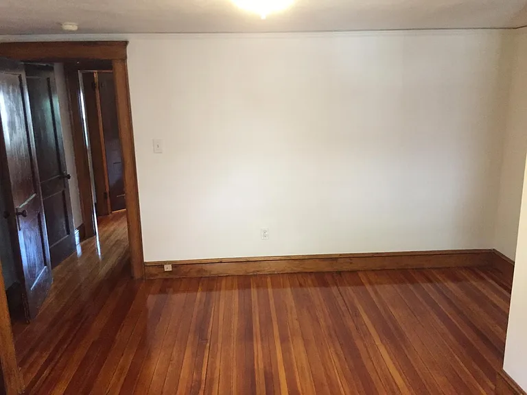 165 Crescent St #4 — Photo 12