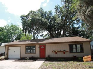 210 Frosti Way, Eustis, FL 32726