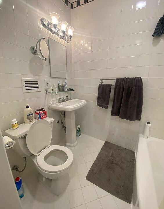 1st image of 50 W 34th St #20A04