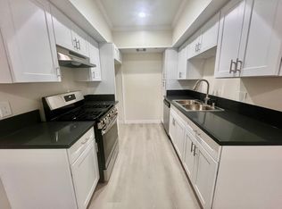 Tarzana Terrace Apartments, Tarzana, CA 91356