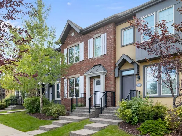 388 E Quarry Park Blvd SE, Calgary, AB T2C 5M9