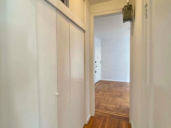 5th image of 59-61 Carmine St #6E
