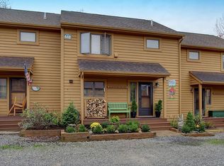 102 Deerfield Vlg, Davis, WV 26260