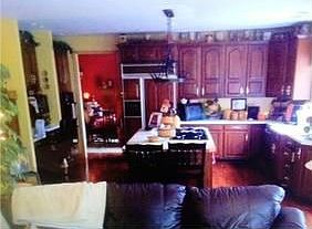 2nd image of 57 Stoneridge Dr