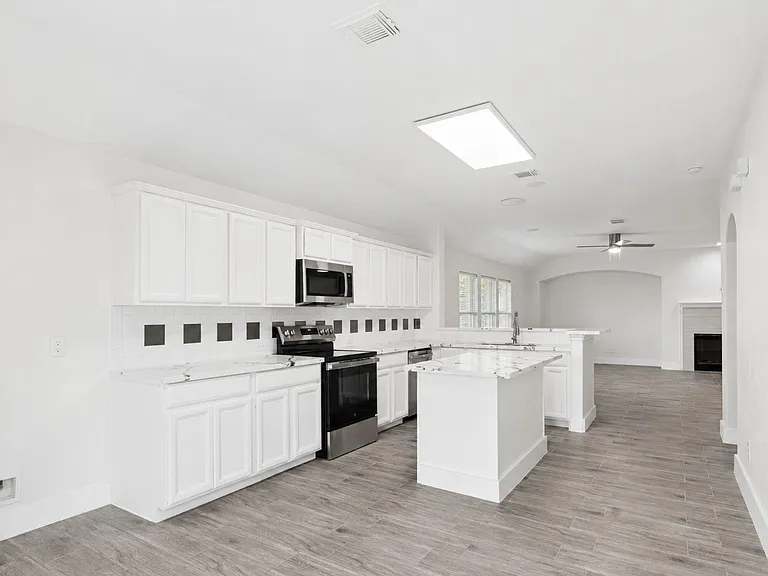 17910 Royal Gate Ln — Photo 11