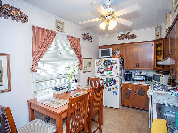 3rd image of 2393 E 21st St