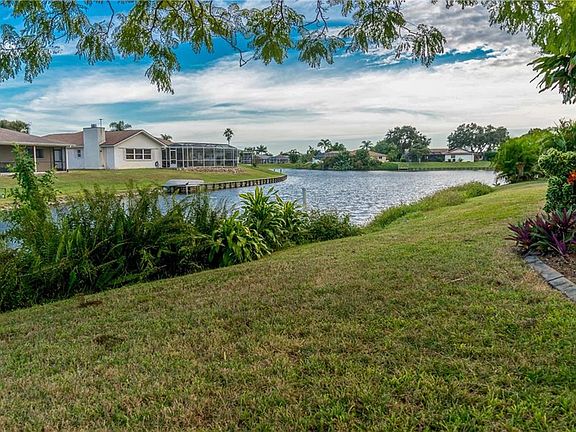 2nd image of 1725 Lakeside Dr Unit 32