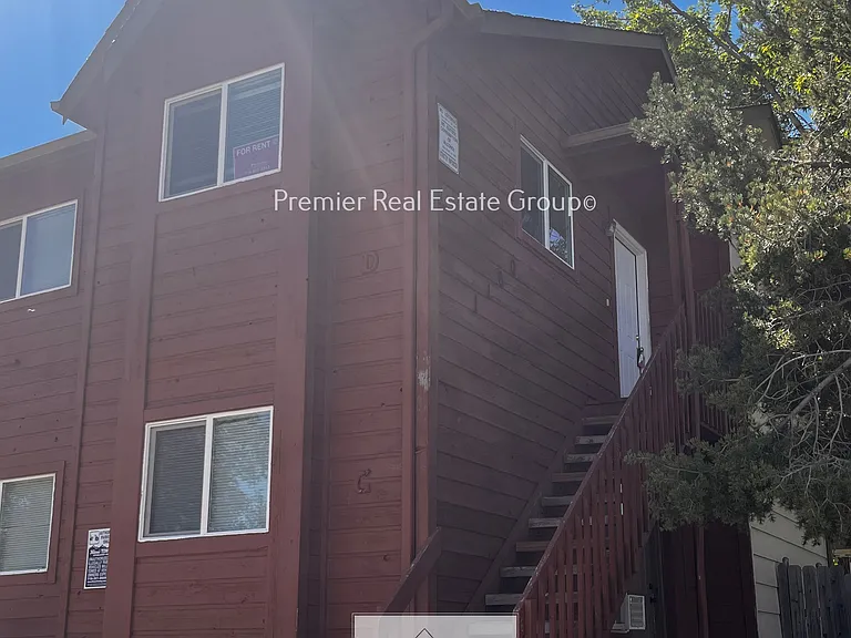 1160 Mazatlan Cir #C — Photo 2
