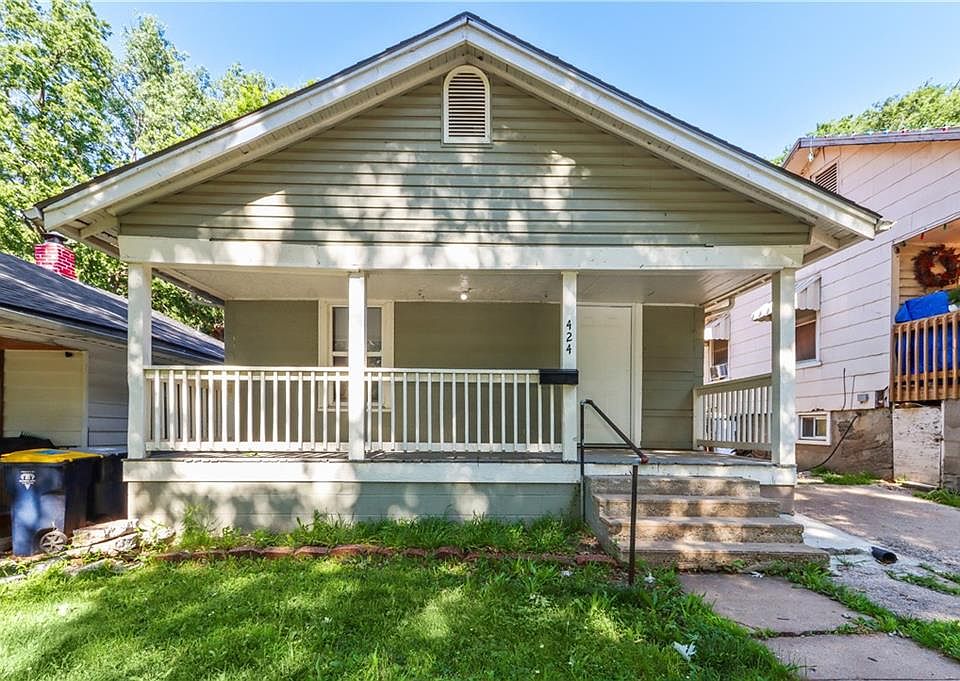 1st image of 424 N Brighton Ave