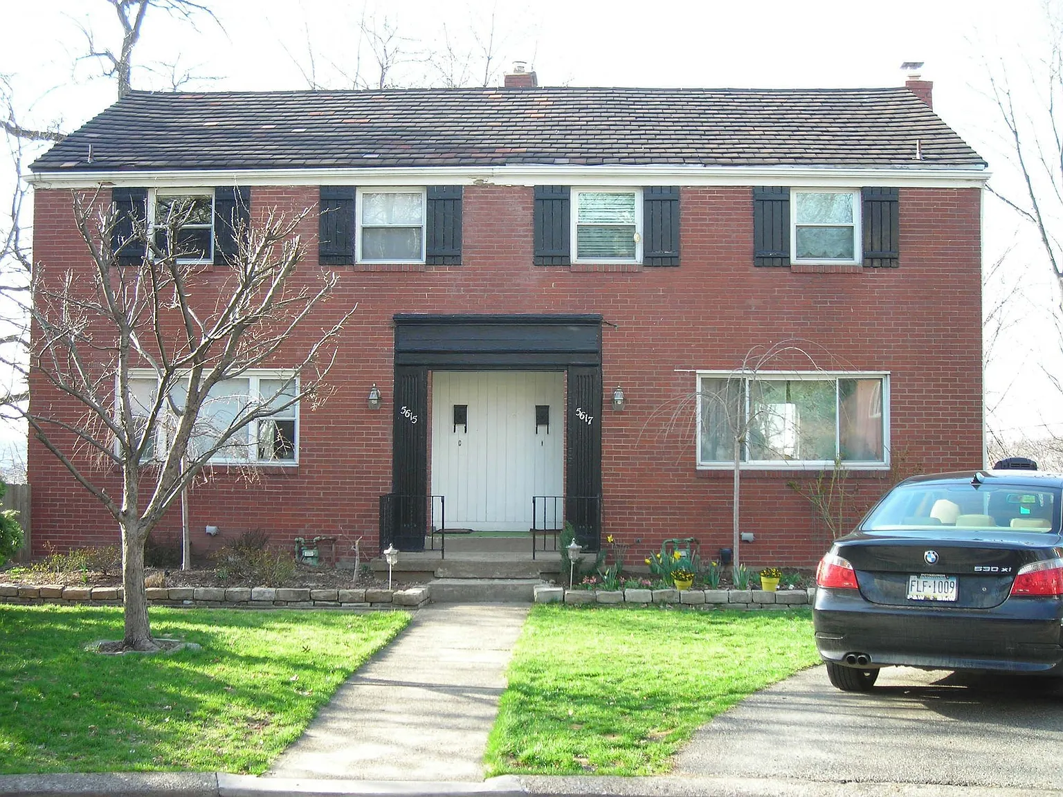 5617 Maple Heights Ct photo 1