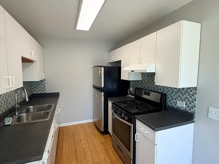 722 Whitesail Dr #0 — Photo 3