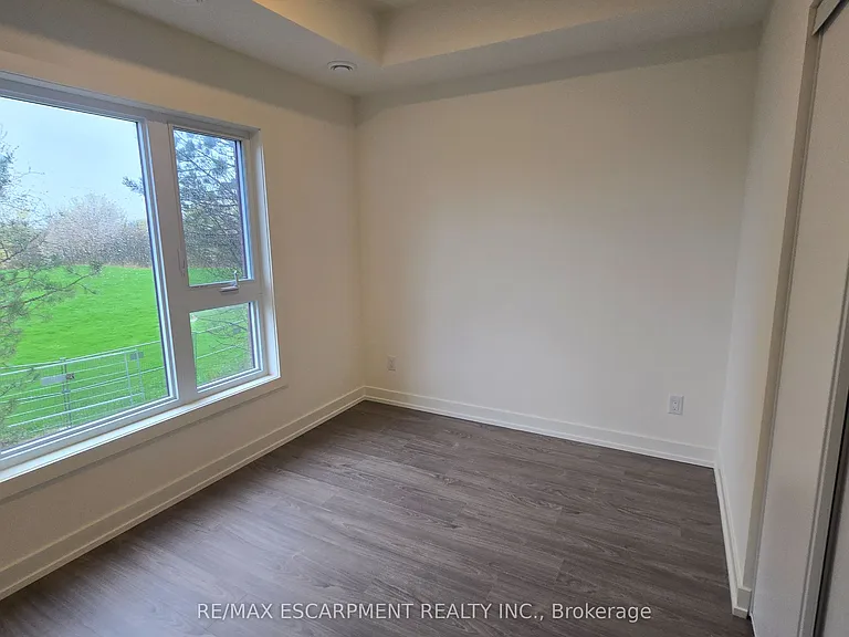 16 Melbourne Ave #210B — Photo 17