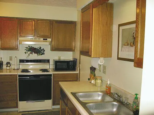 Jefferson Commons Apartments — Photo 4