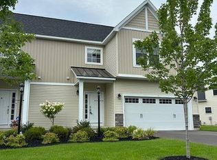 7 Jordan Ct, Latham, NY 12110