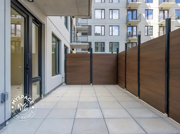 1499 Bedford Avenue image 14 of 46