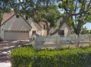 975 Hillcrest Dr, Upland, CA 91784
