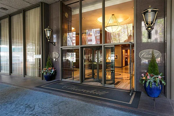 Rented by Compass | media 6