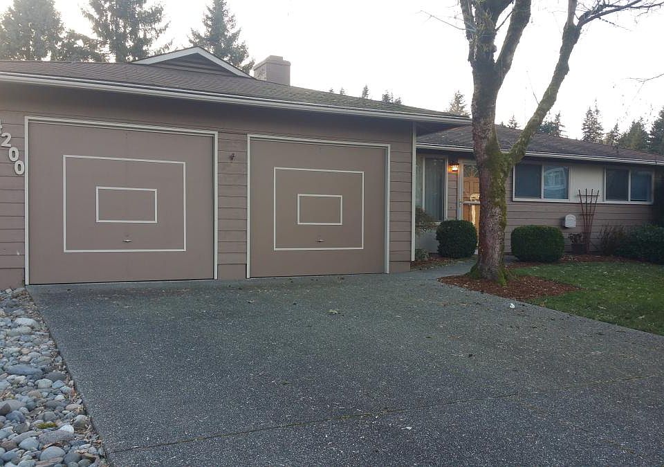 1st image of 14200 NE 75th St