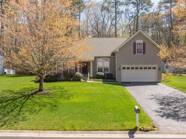 30 Aintree Dr, Lewes, DE 19958