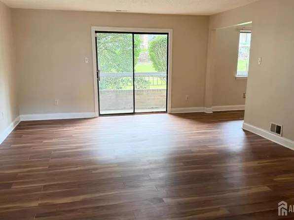 609 Edison Glen Ter, Edison, NJ 08837