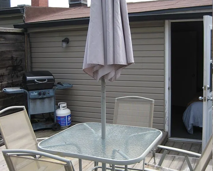 196 Carlton St #3 — Photo 7