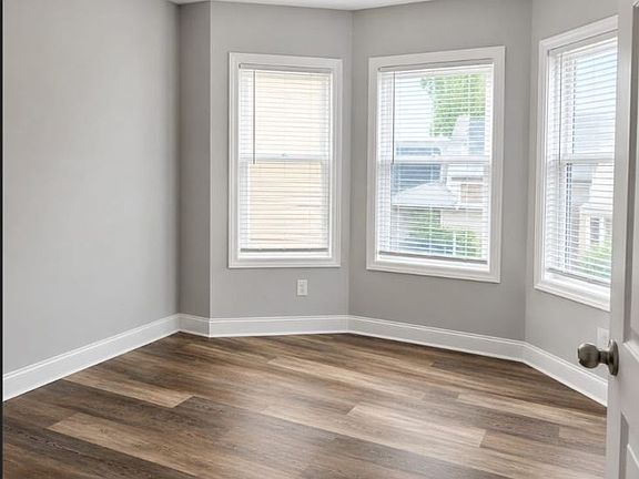 4th image of 474 Ellison St Floor 2
