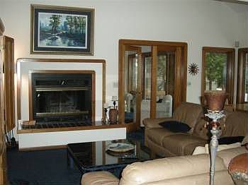 3rd image of 8885 Spinnaker Ln