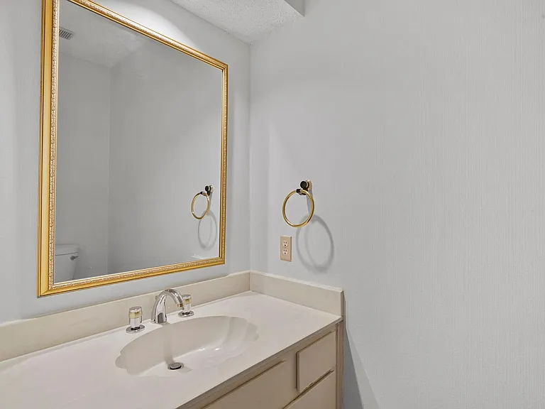 1922 Augusta Dr #1/16 — Photo 16