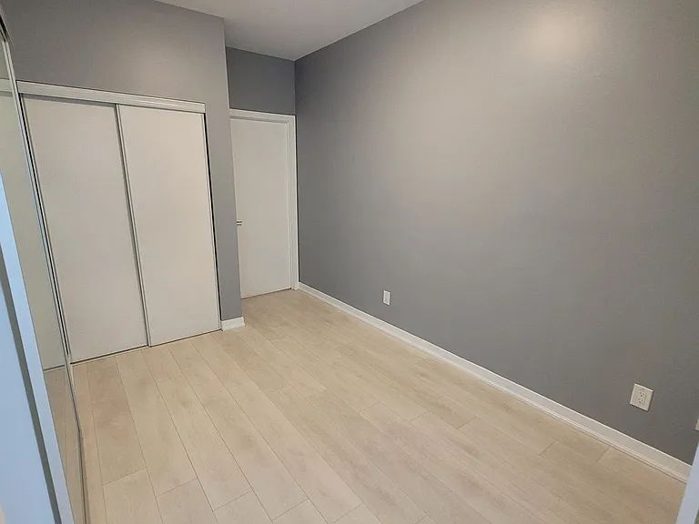 51 E Liberty St #406 — Photo 13