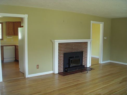 Living room with Fireplace