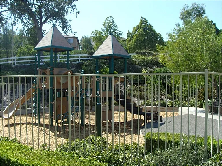 27929 Agapanthus Ln — Photo 26