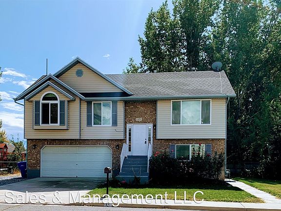 4th image of 1371 W 1835 N
