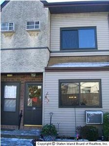 360 Barlow Ave APT B3, Staten Island, NY, 10308