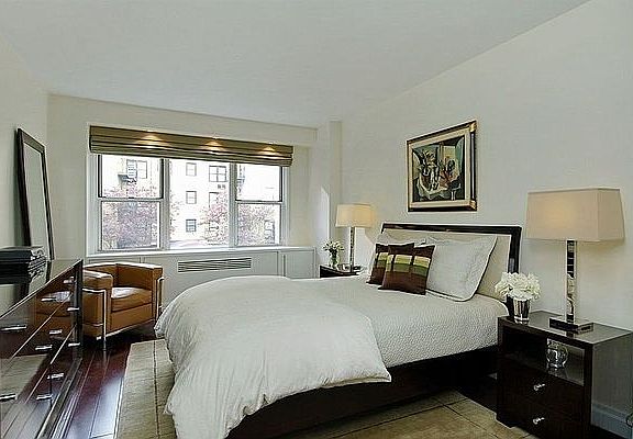 5th image of 311 E 71st St APT 2C