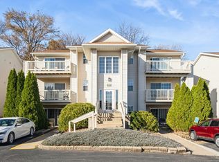 3509 E Ave Nw #D, Cedar Rapids, IA 52405