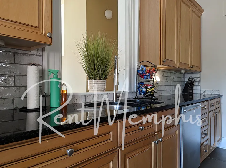 519 S Edgewood St #302/305 — Photo 10